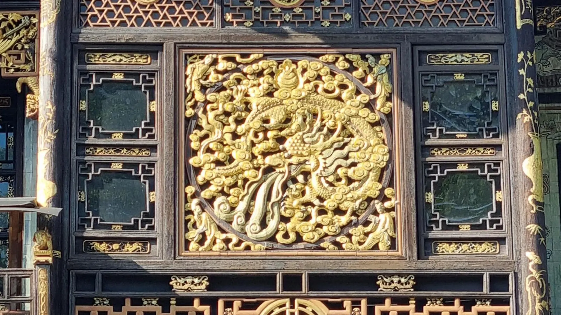 Chinese Pavilion Park - Magnificent Apartment Brussels Belgium